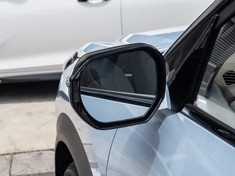 2027�� 1.5L ����