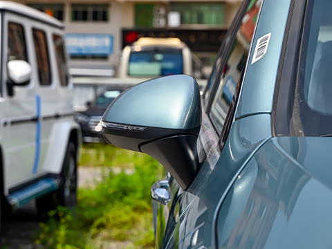 2025�� 350 e L 4MATIC ��ذ�