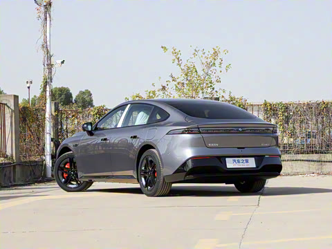 2026 007+  650 Ultra+״