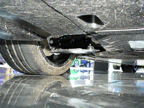 2023�� xDrive60L M�˶���װ