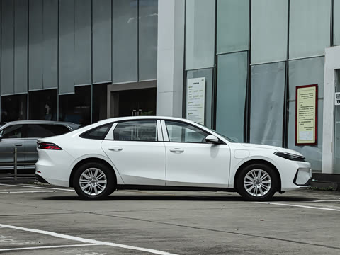 2026�� EV 550km ר����