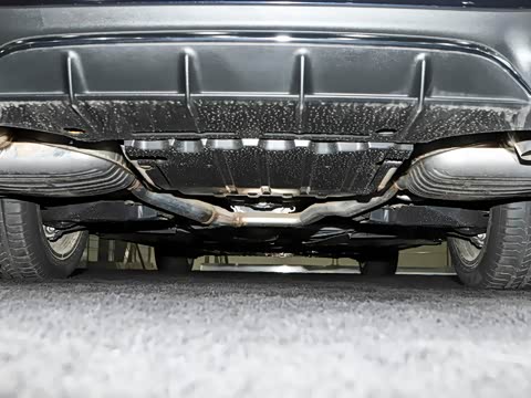 2024�� E 350 e L ���ʽ��϶����˶��γ�