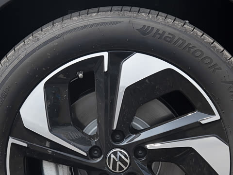 2027�� PRO 380TSI ����������
