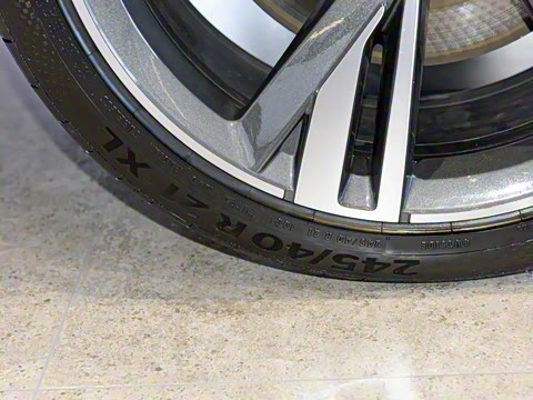 2025�� allroad quattro 55 TFSI ��̽�ռ�