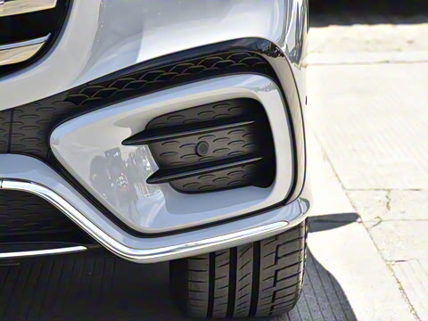 2025�� GLS 450 4MATIC ������