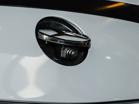 2026�� AMG CLE 53 4MATIC+ ������ܳ�