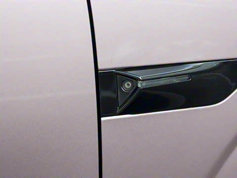 2025�� 240����Ultra H5