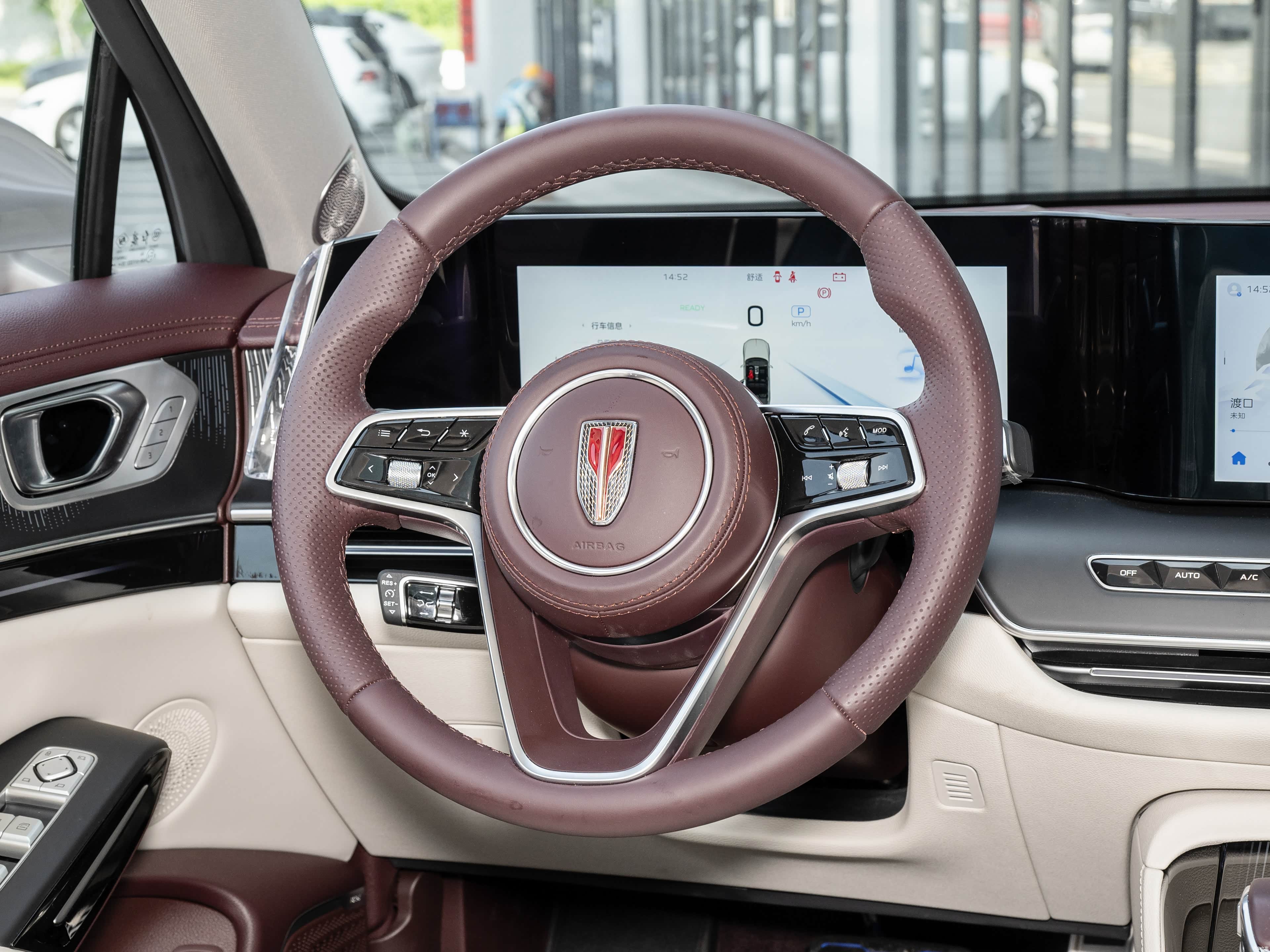 Hongqi H9, миниатюра 17
