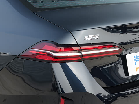 2026�� �Ŀ� 530Li ������ M�˶���װ