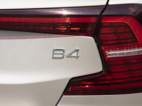 2026�� B4 ���ݺ�����