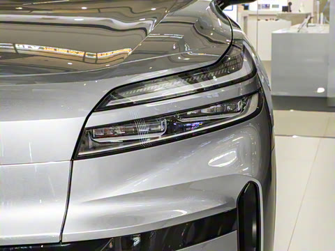 2025�� Pro ������