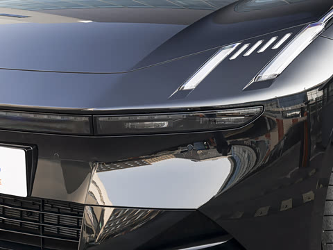 2025�� 240����Ultra H5