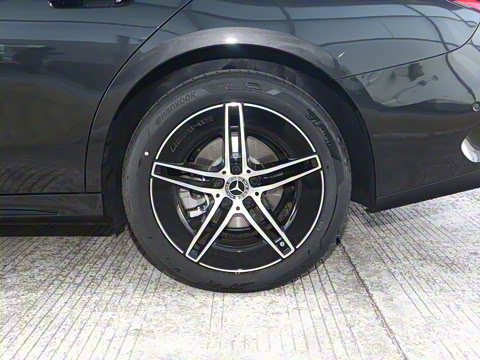 2026�� E 260 �˶���