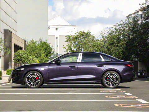 2026�� 2.0T �˶��� quattro