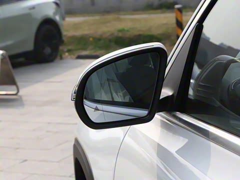 2026�� GLB 220 ʱ����