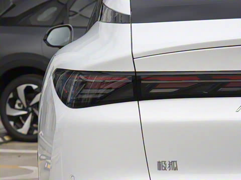 2025�� �Ŀ� 560PRO 185kW