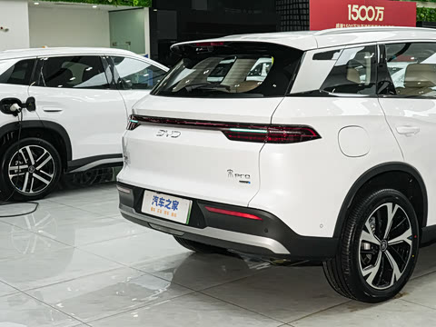 2026�� DM-i 220KM׿Խ��