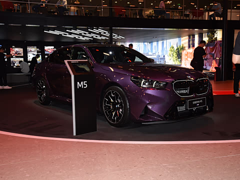 2025�� M5
