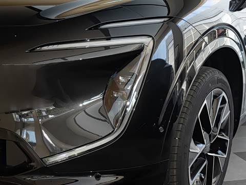 2026�� Max+ �����