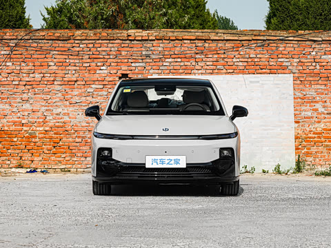 2027�� 670������