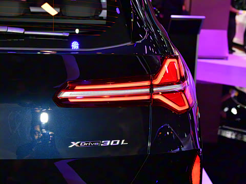 2025�� xDrive30L ������ M�˶���ҹ��װ