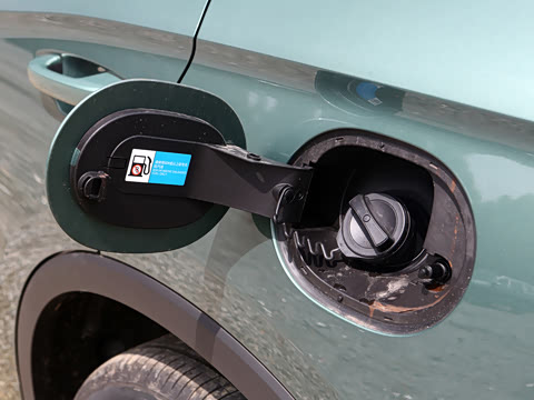 2026�� DM-i 220KM׿Խ��