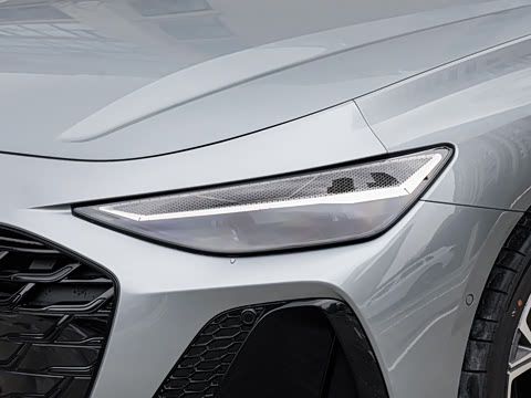 2026�� 2.0T �߹��� �˶���