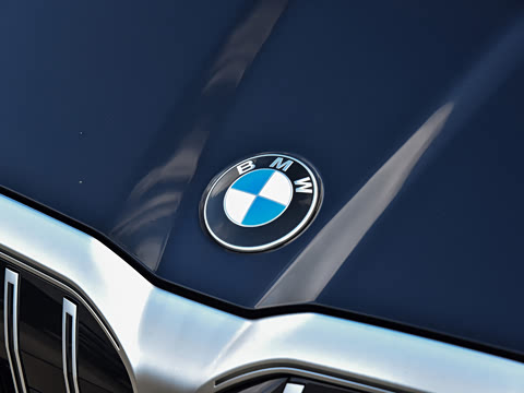 2026�� �Ŀ� 525Li ������װ