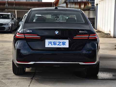 2026�� �Ŀ� 525Li ������װ