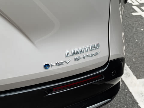 2027�� 2.5L ˫����������