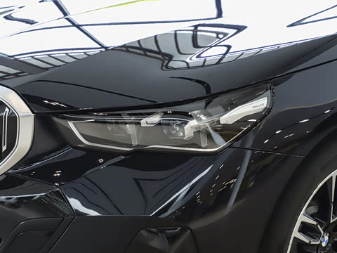2026�� �Ŀ� 530Li xDrive M�˶���װ