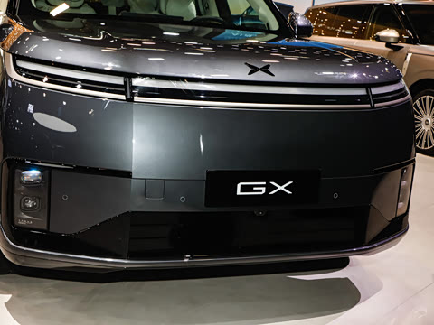 2026�� ���� 750 �����콢��