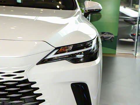 2026�� 350h ����������