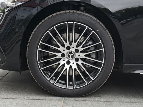 2026�� C 260 L �˶��ر��