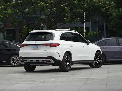 2026�� �Ŀ� GLC 260 L 4MATIC ������