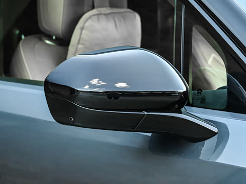2026�� 102kWh �����е�ǩ����