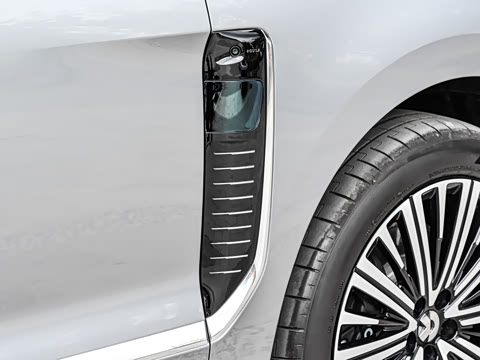 2026�� 102kWh �����е�������