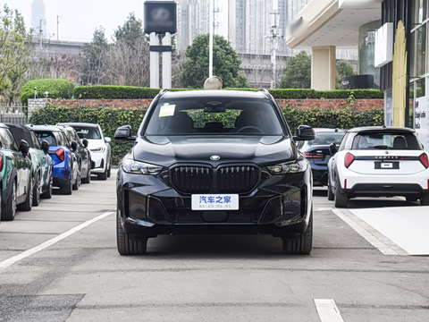 2026�� �Ŀ� xDrive 40Li ������M�˶���ҹ��װ