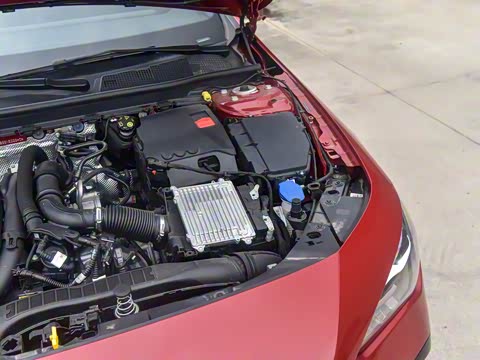 2025�� CLA 200 ���ܳ�