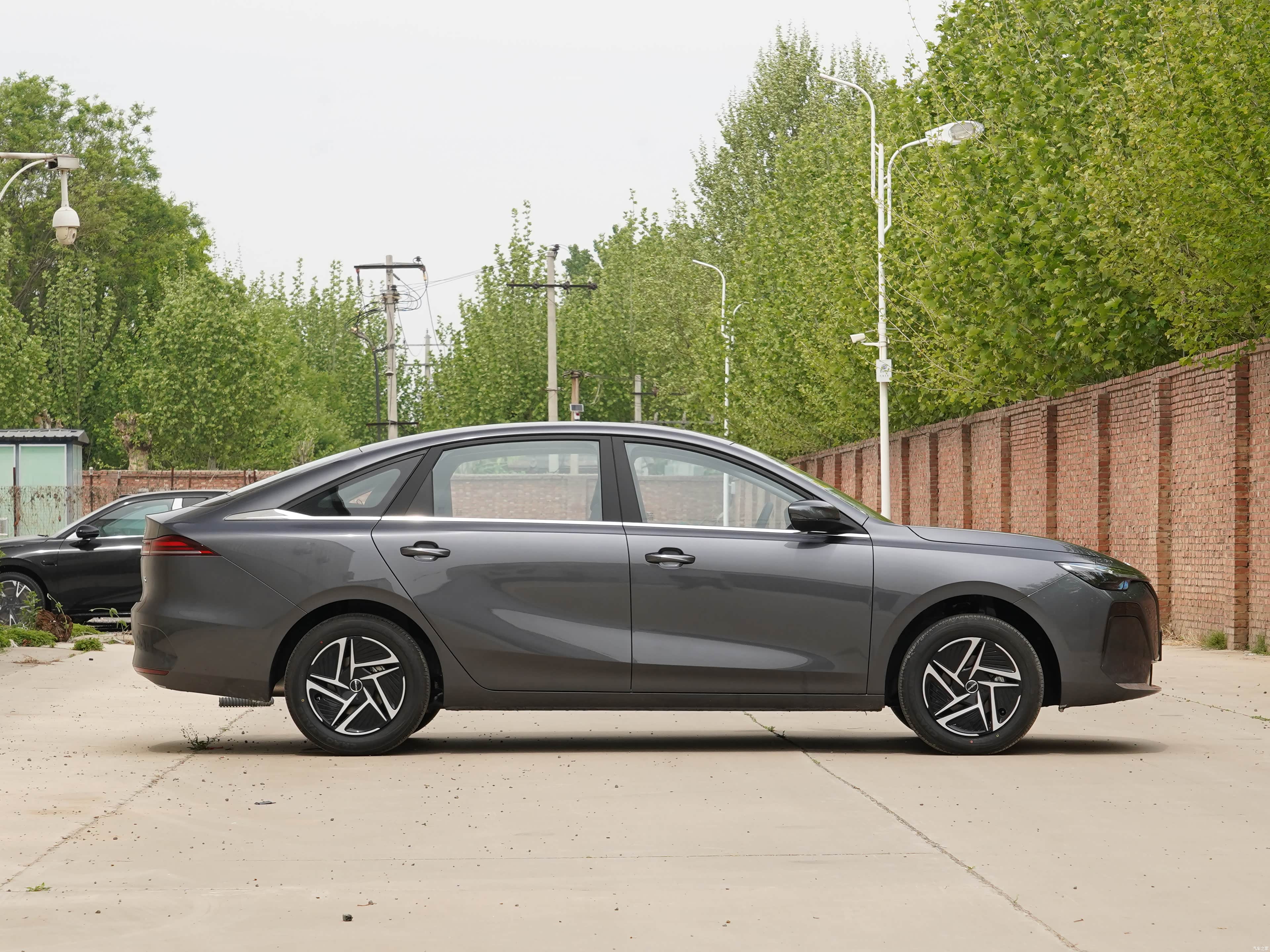 Roewe i6, миниатюра 8