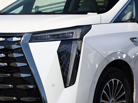 2026�� PHEV L ���� Ultra