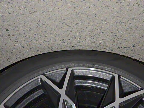 2026�� 735Li ������װ