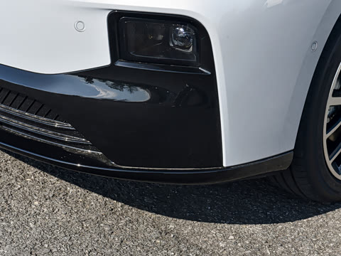 2027�� 590������