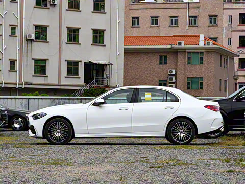 2026�� C 260 L �˶���