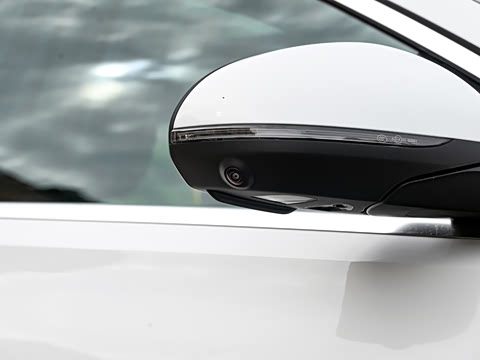 2026�� C 260 L �˶���