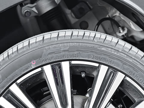 2026�� 650 ���װ�