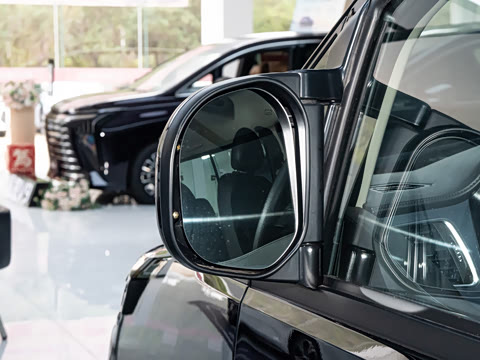 2025�� M5 1.6L ���������� 7��