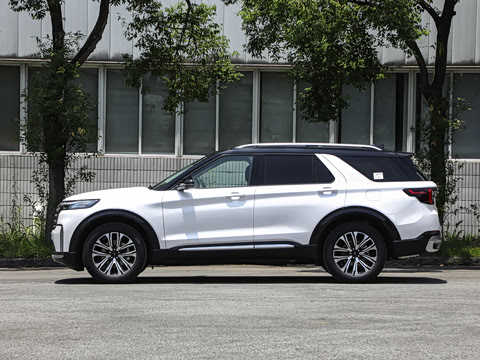 2027�� 2.3T EcoBoost �����ѽ�� 6��