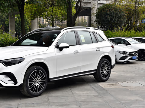 2026�� GLC 300 L 4MATIC ������