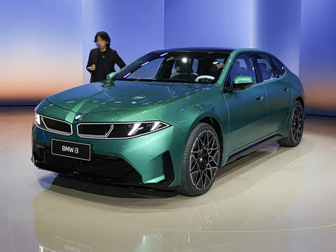 2027�� 40L